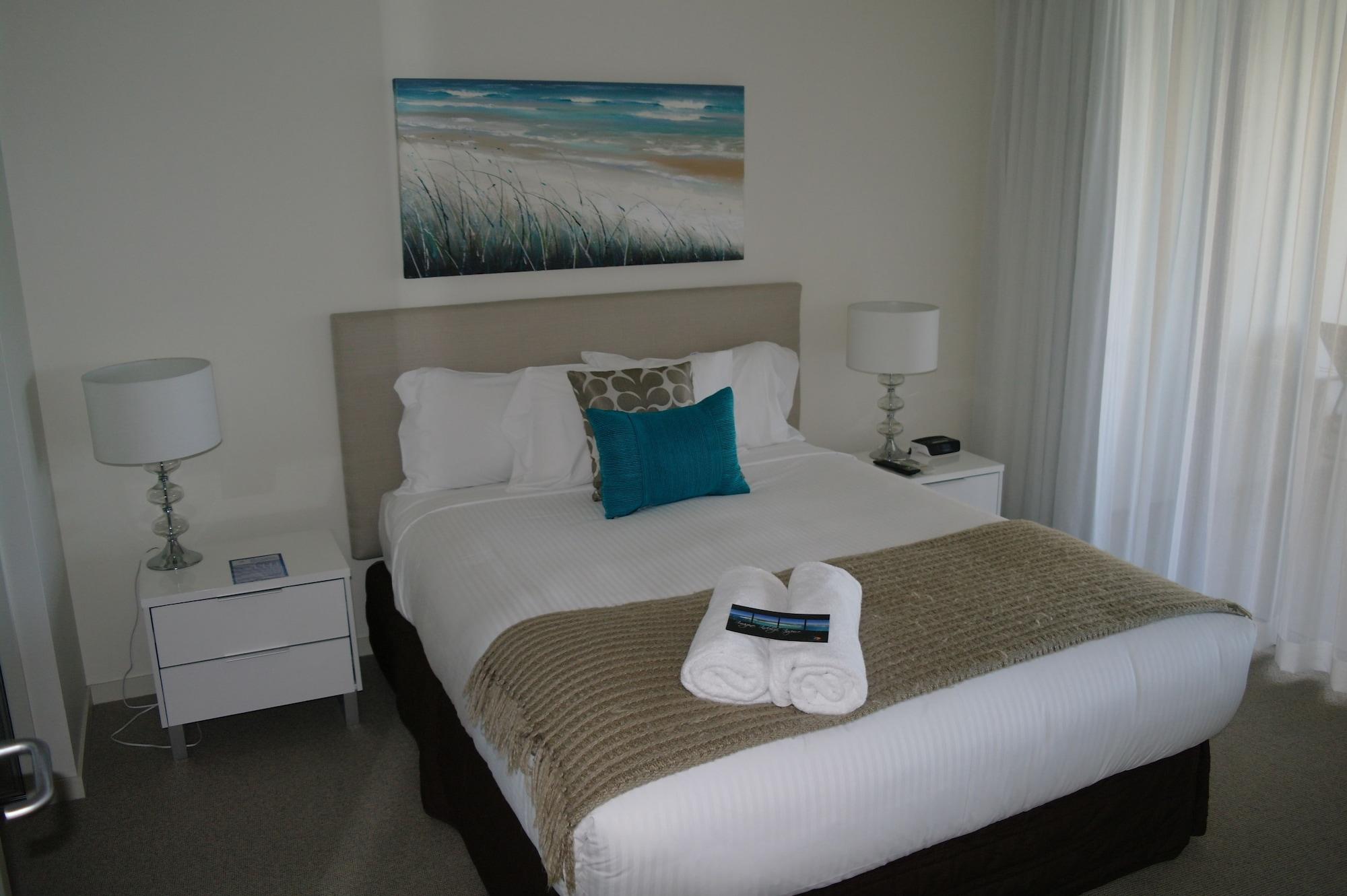 Monaco Caloundra Aparthotel Exteriör bild