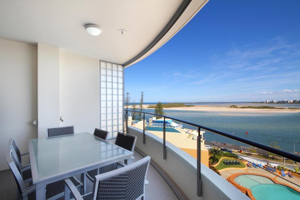 Monaco Caloundra Aparthotel Rum bild