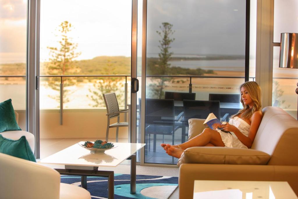 Monaco Caloundra Aparthotel Rum bild